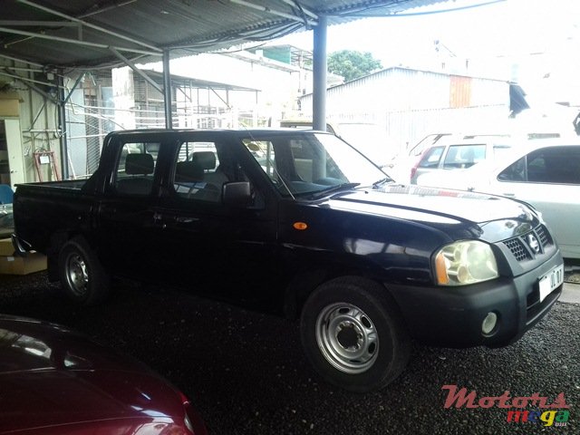2007' Nissan Navara 2*4 photo #6