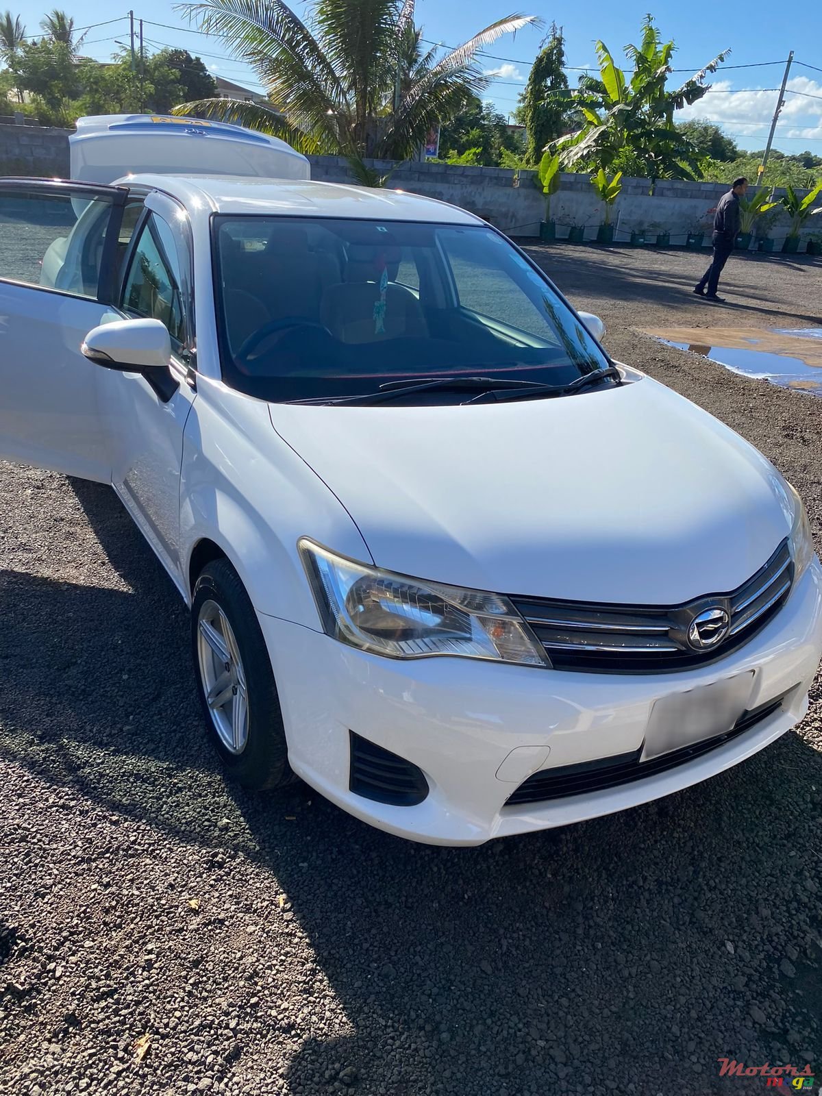 2013' Toyota Axio photo #1