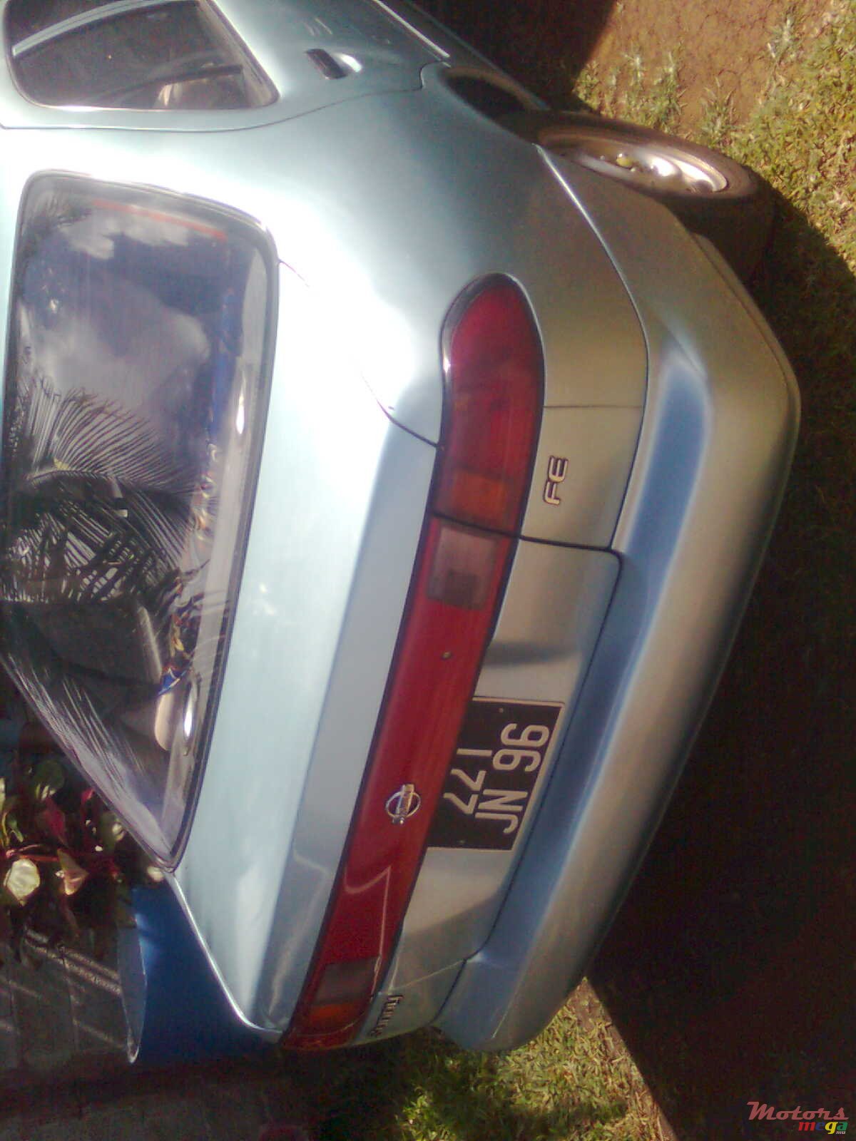 1996' Nissan Sunny photo #1