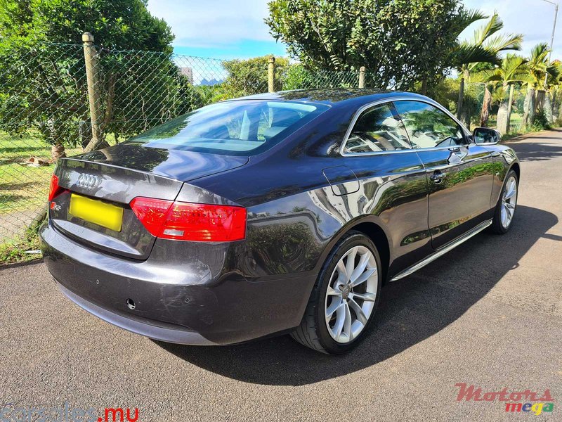 2013' Audi A5 Coupé 1.8 TFSI photo #3