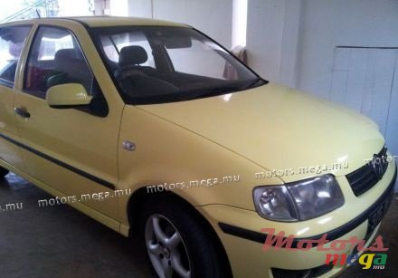 2001' Volkswagen Polo photo #1