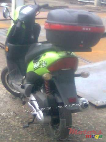 2005' Keeway black and white photo #5