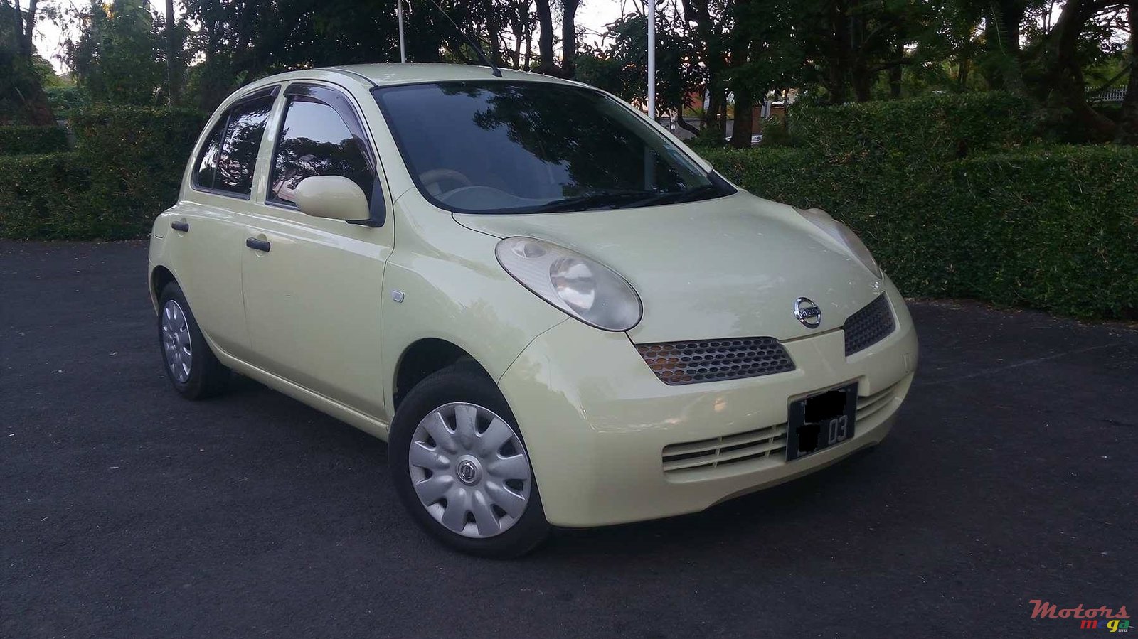 2003' Nissan March photo #1