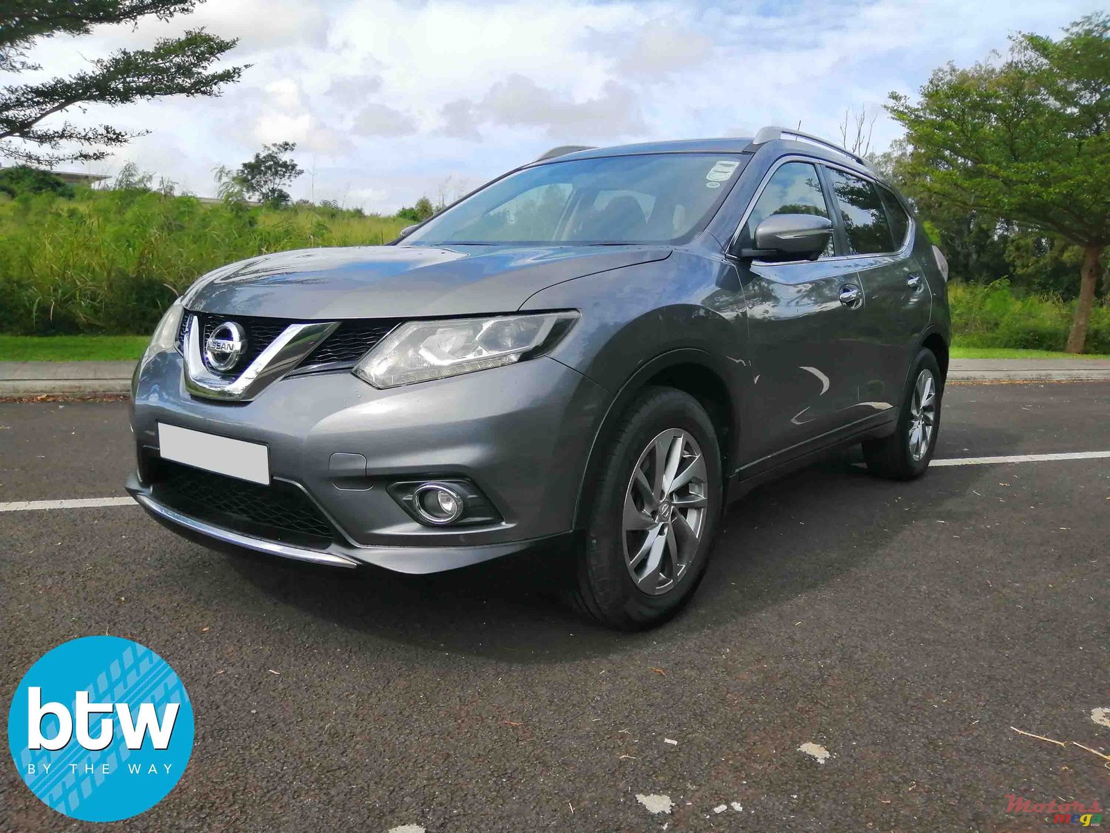 2015' Nissan X-Trail photo #2
