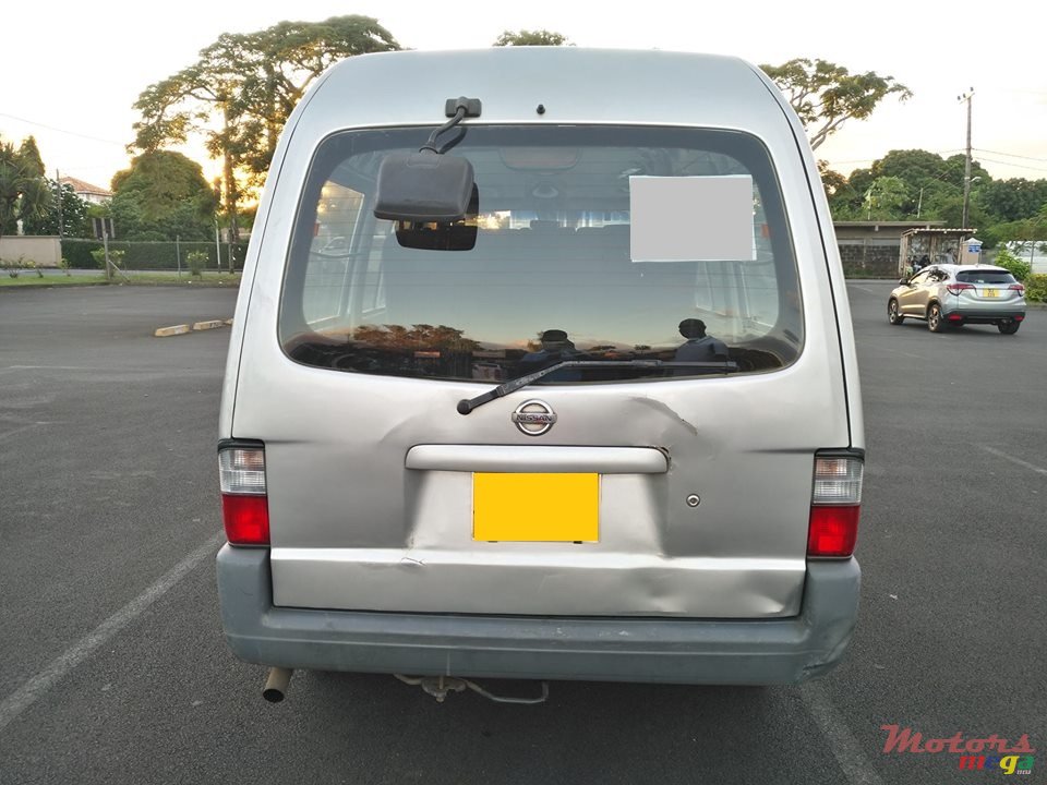 2002' Nissan Vanette photo #3