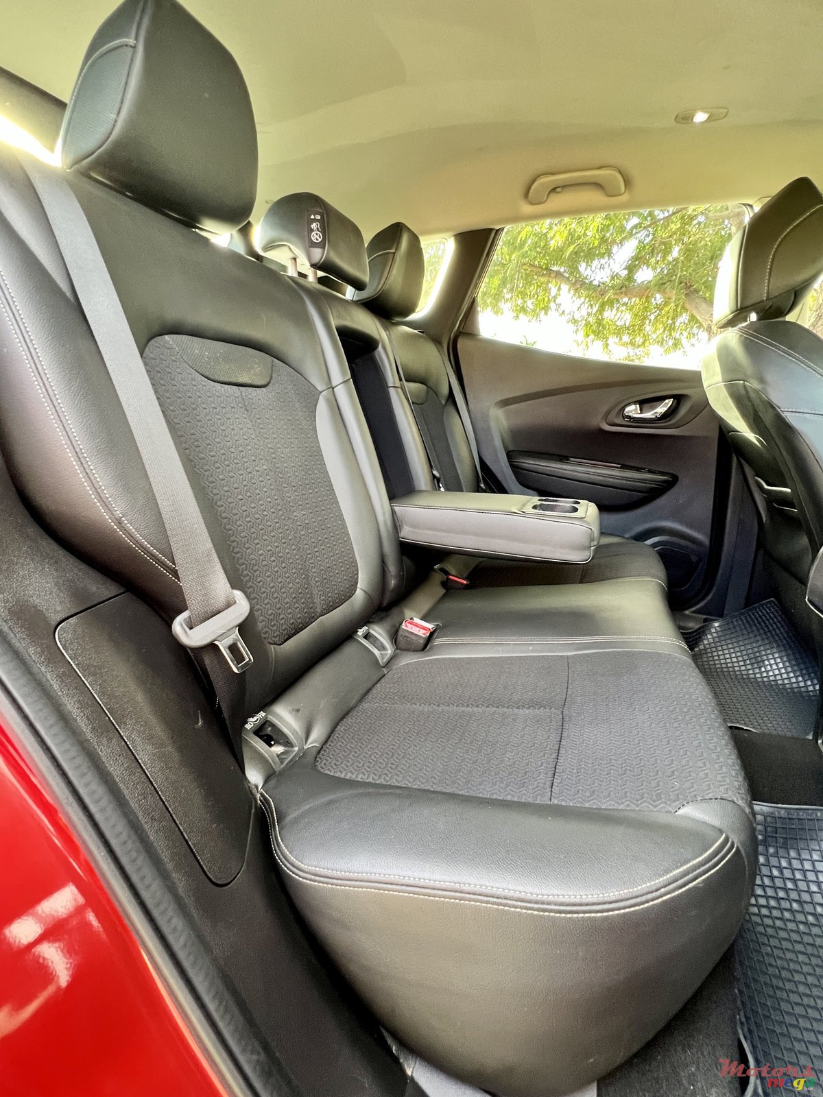 2015' Renault Kadjar photo #7