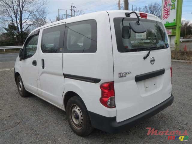 2014' Nissan NV2500 photo #1