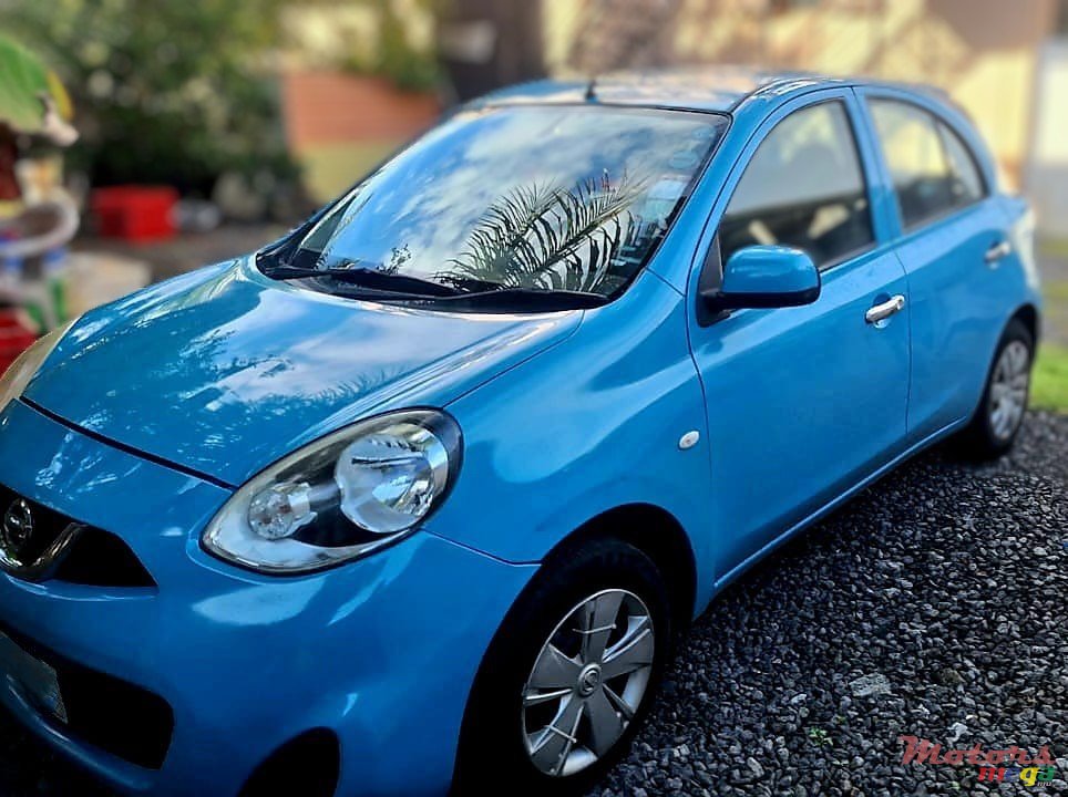 2015' Nissan photo #1