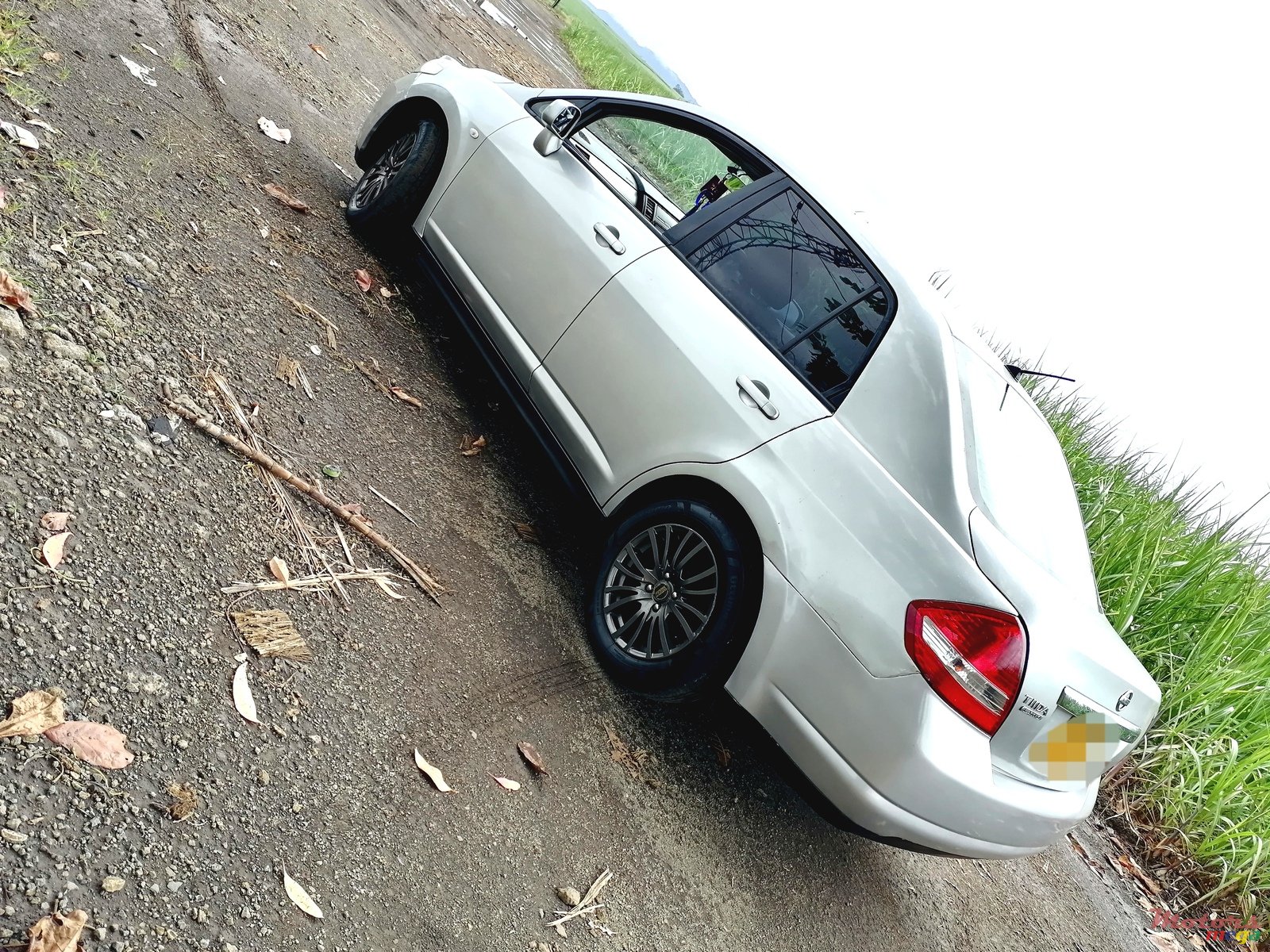 2008' Nissan Tiida photo #5