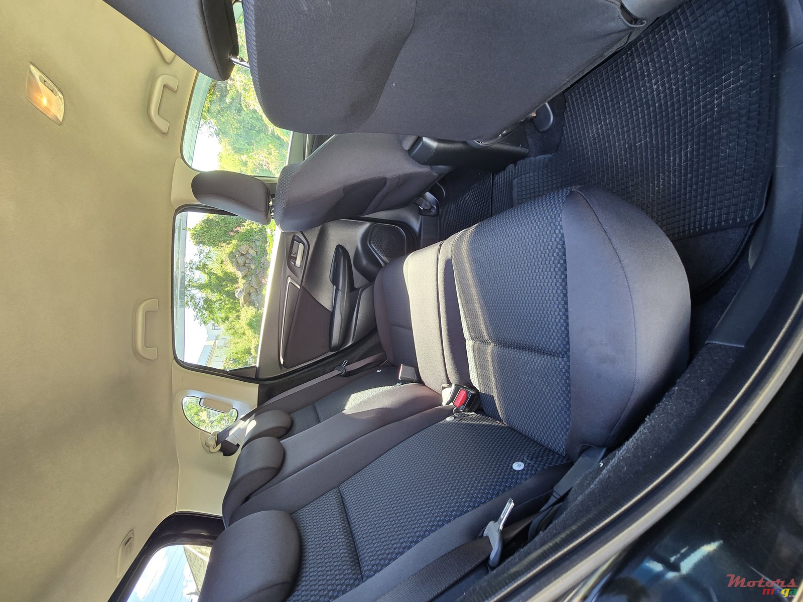 2018' Honda Fit photo #2