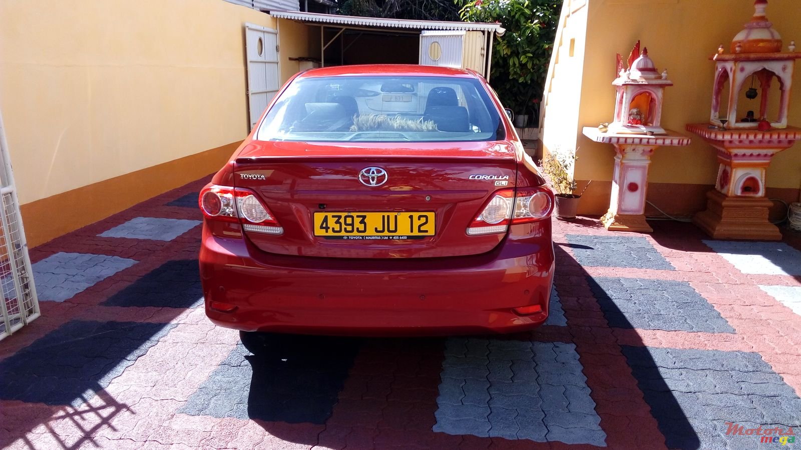 2012' Toyota photo #3