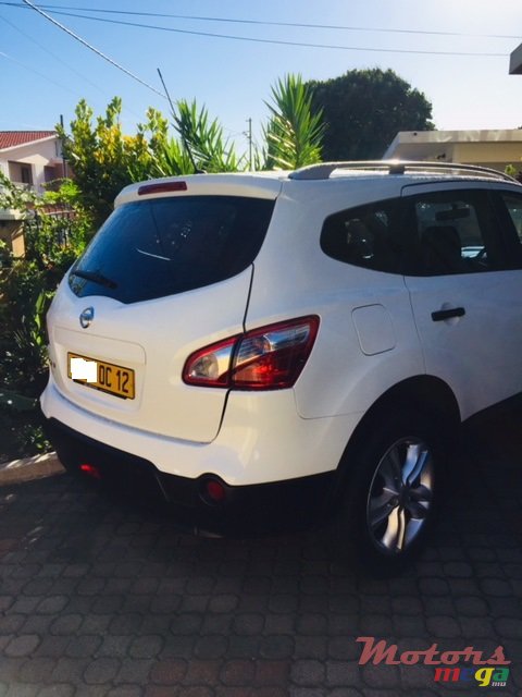 2012' Nissan Qashqai photo #3