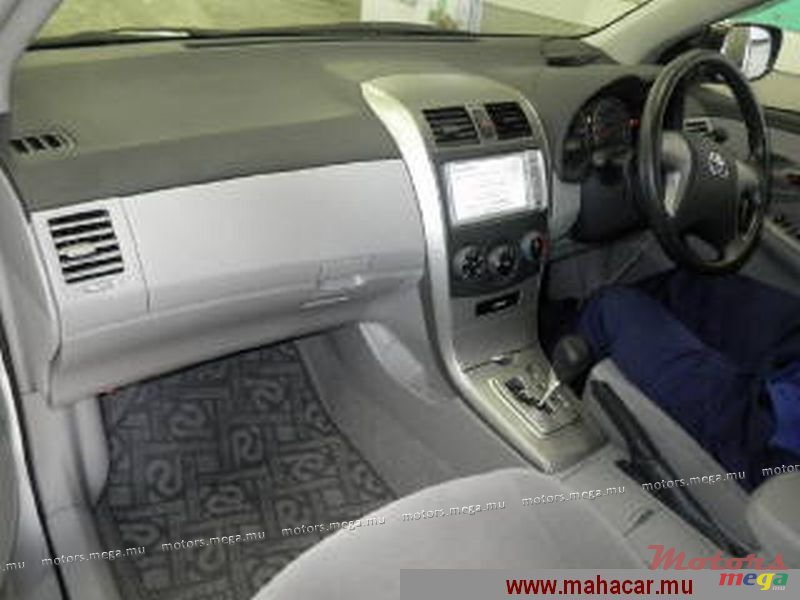 2011' Toyota Axio X photo #2