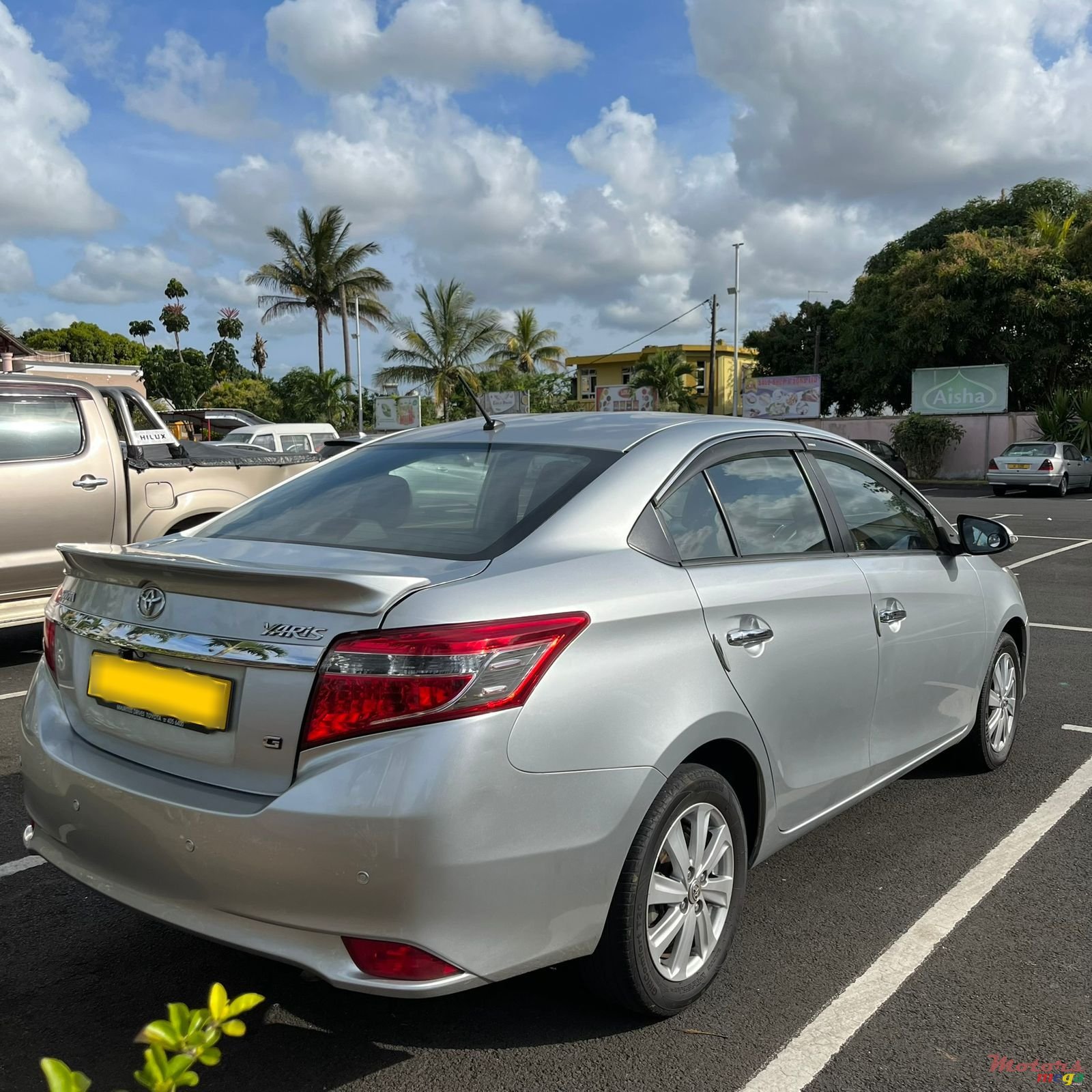 2013' Toyota Yaris G photo #4
