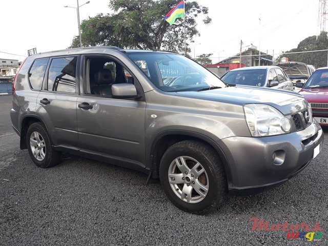 2008' Nissan X-Trail photo #2