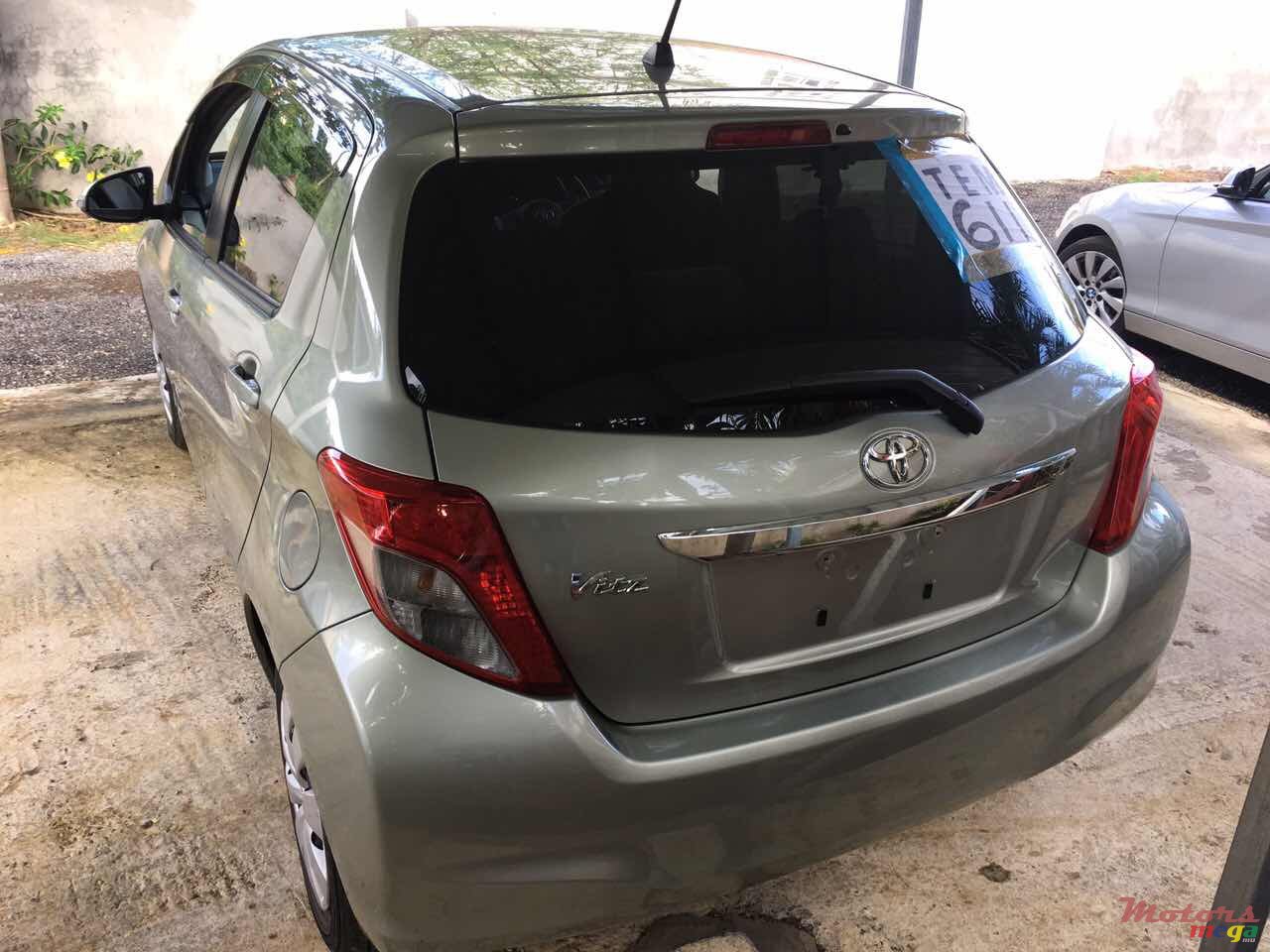 2014' Toyota Vitz photo #2