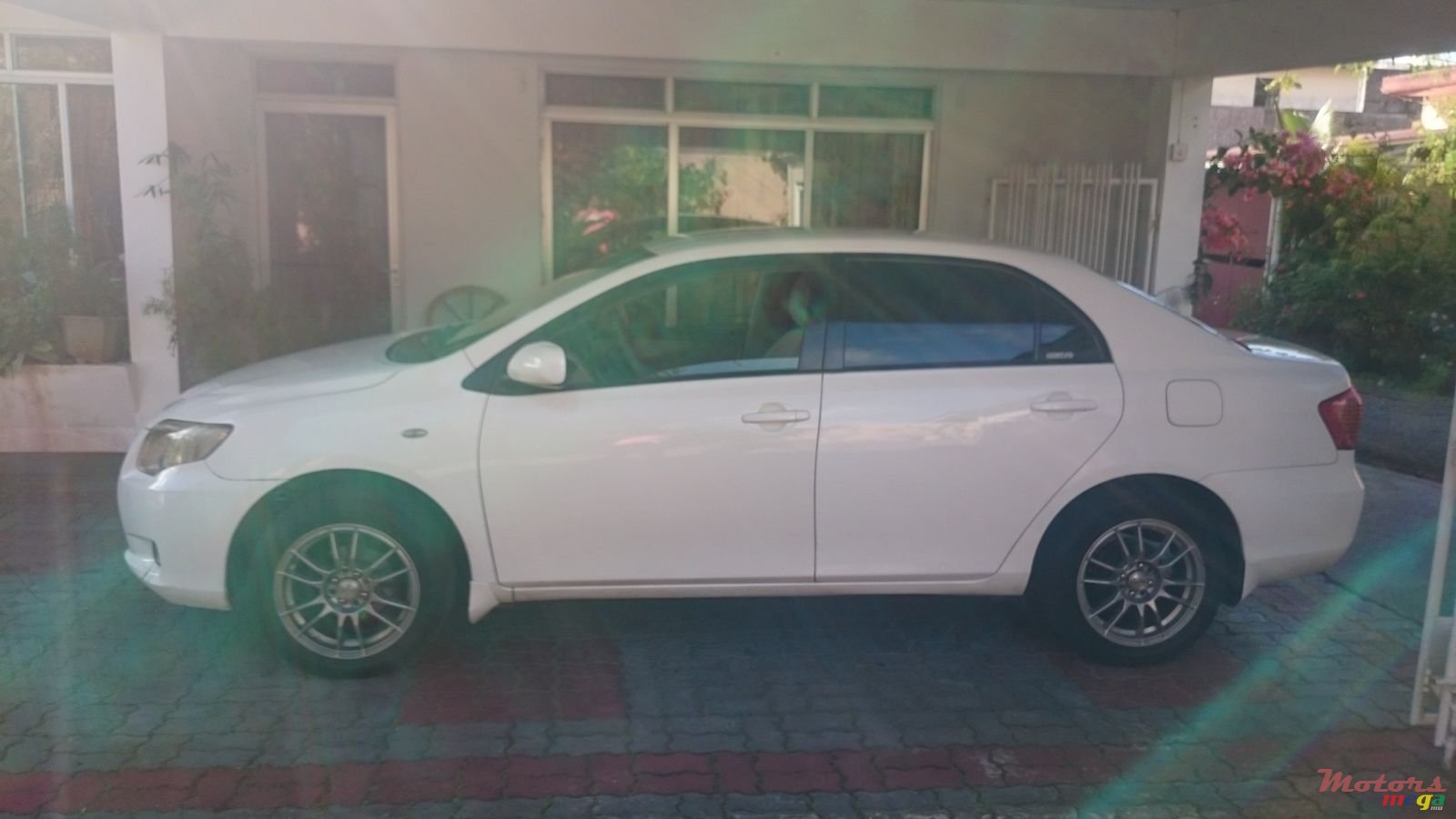 2006' Toyota Corolla Axio photo #3