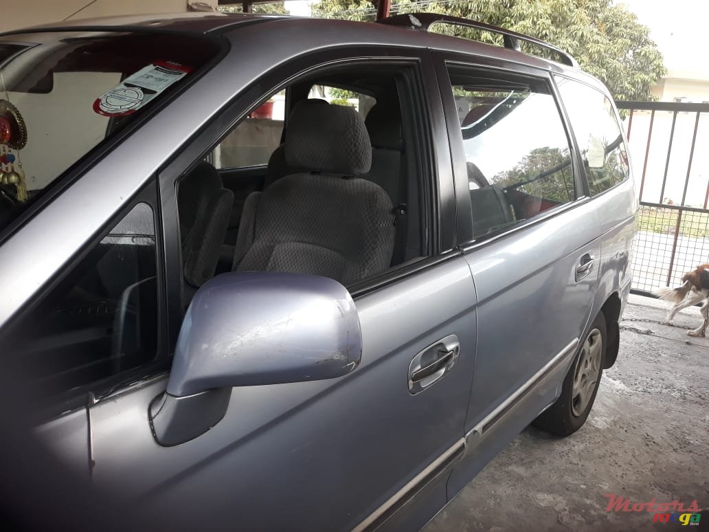 2001' Hyundai Trajet Non photo #1