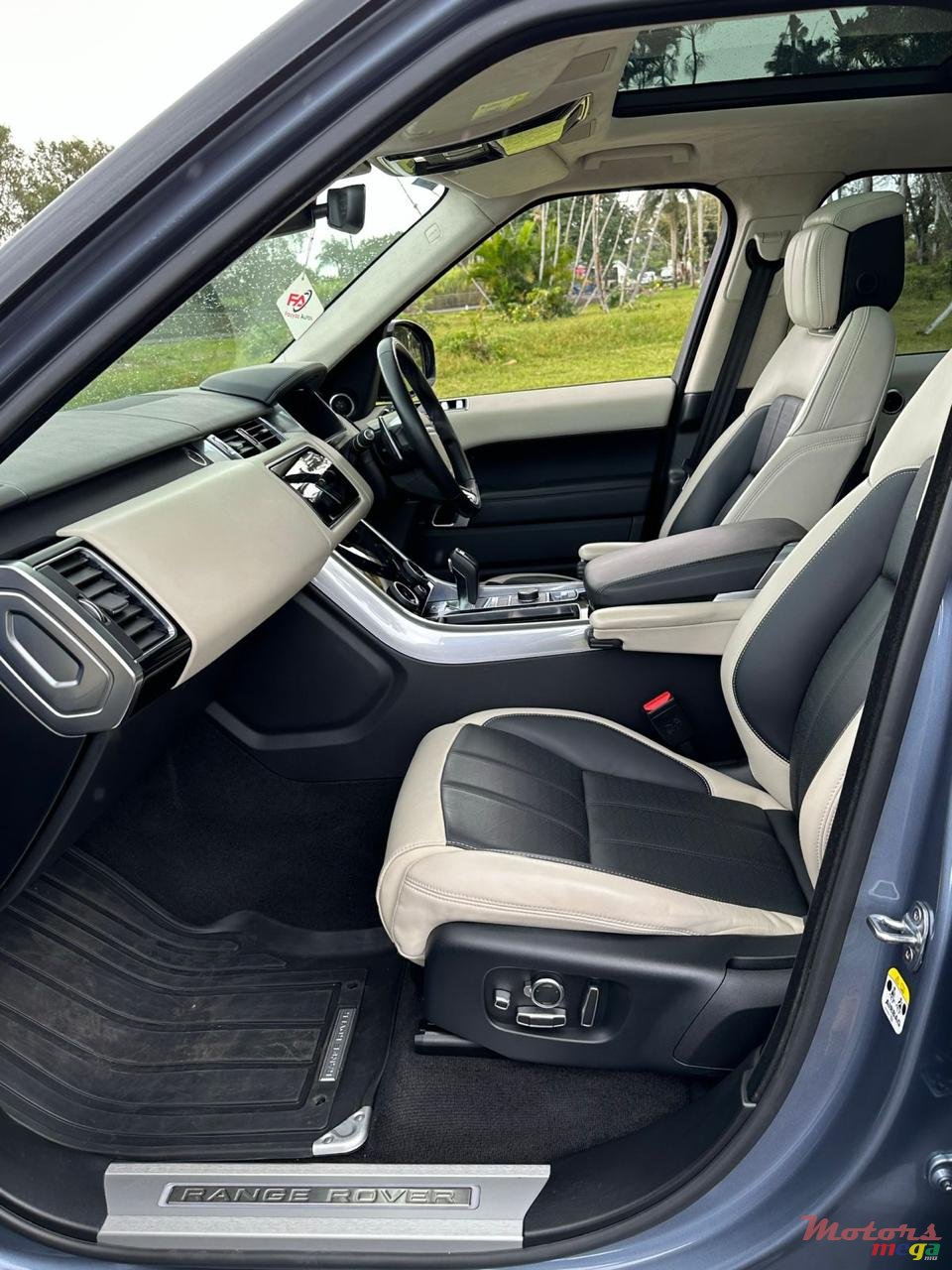 2020' Land Rover Range Rover Sport Autobiography photo #5