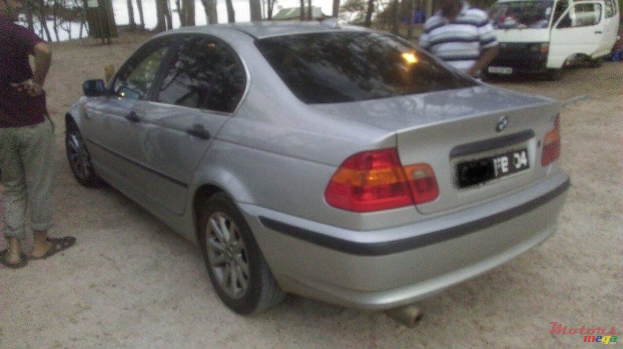 2004' BMW 318 photo #2
