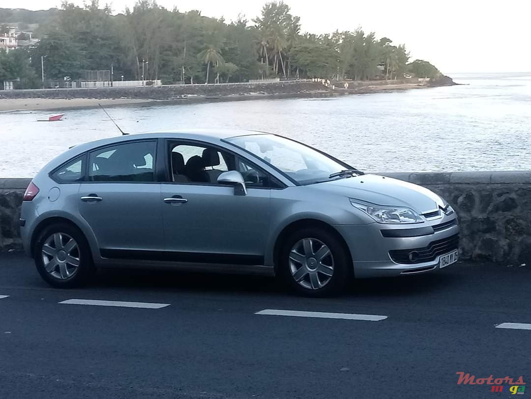 2005' Citroen C4 photo #1