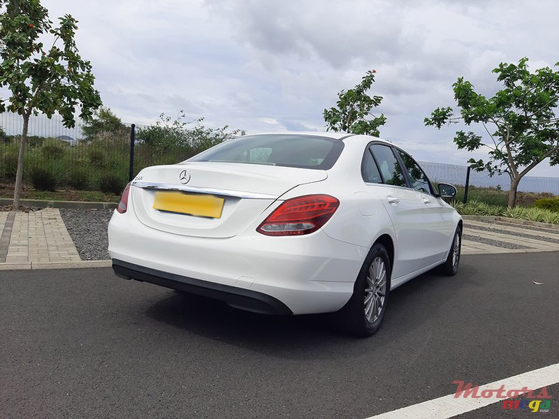 2017' Mercedes-Benz C 180 STANDARD photo #4