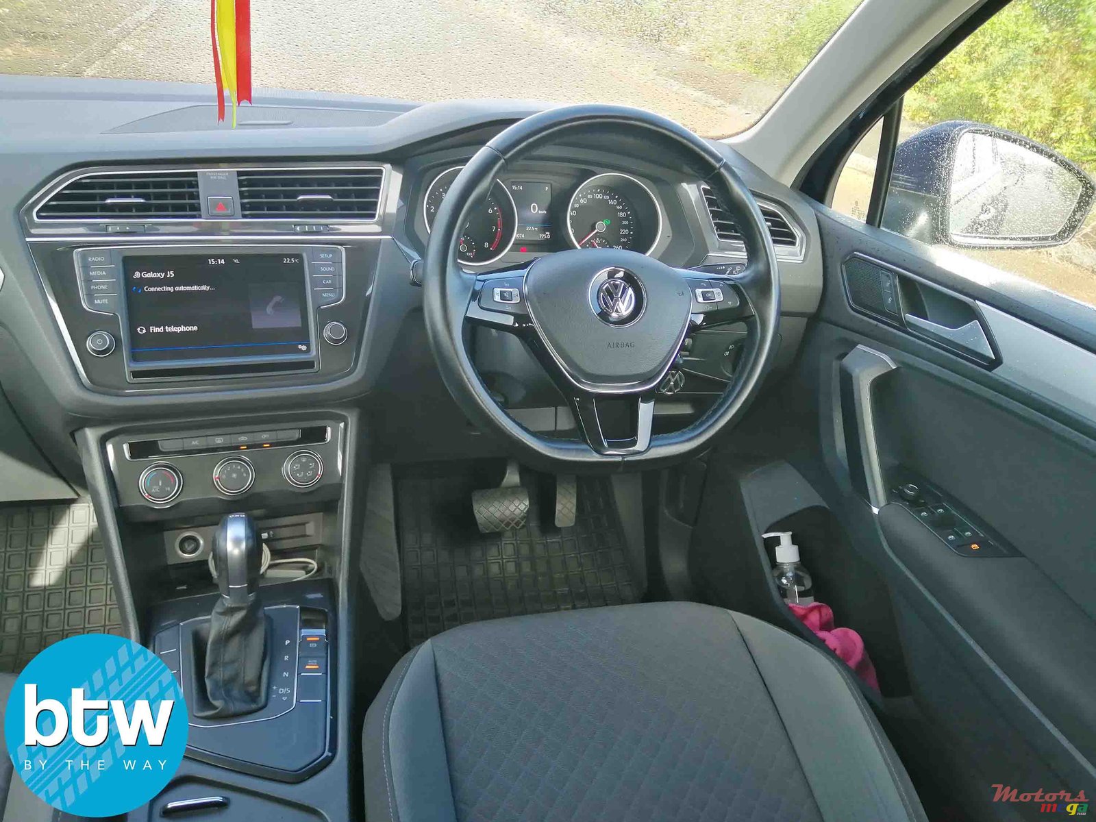 2014' Volkswagen Tiguan photo #7