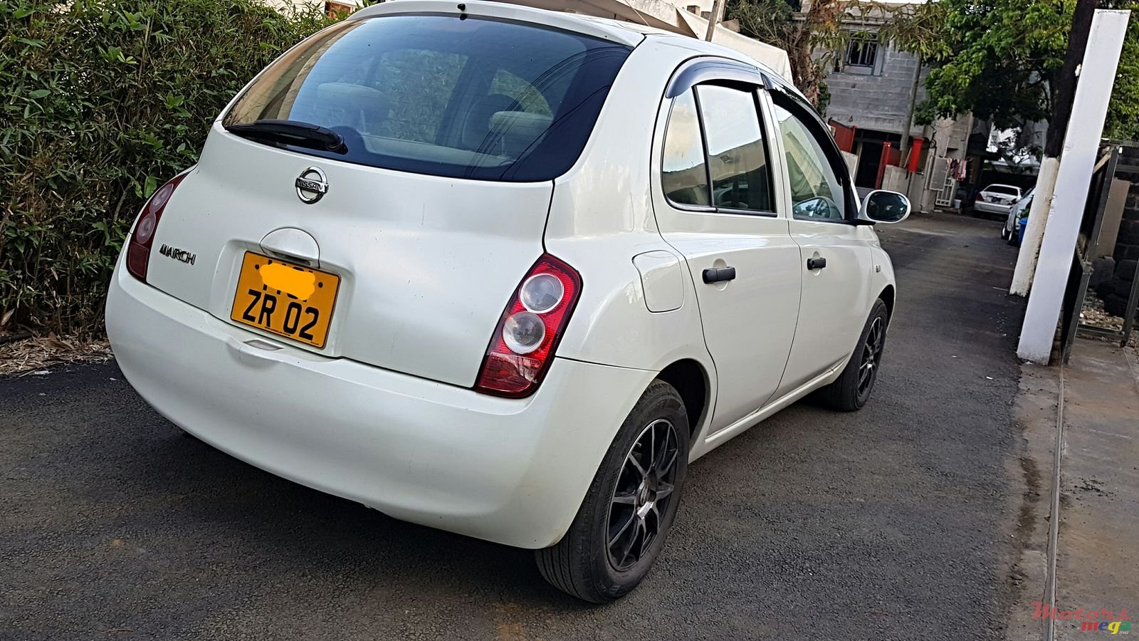 2002' Nissan March Automatic photo #2