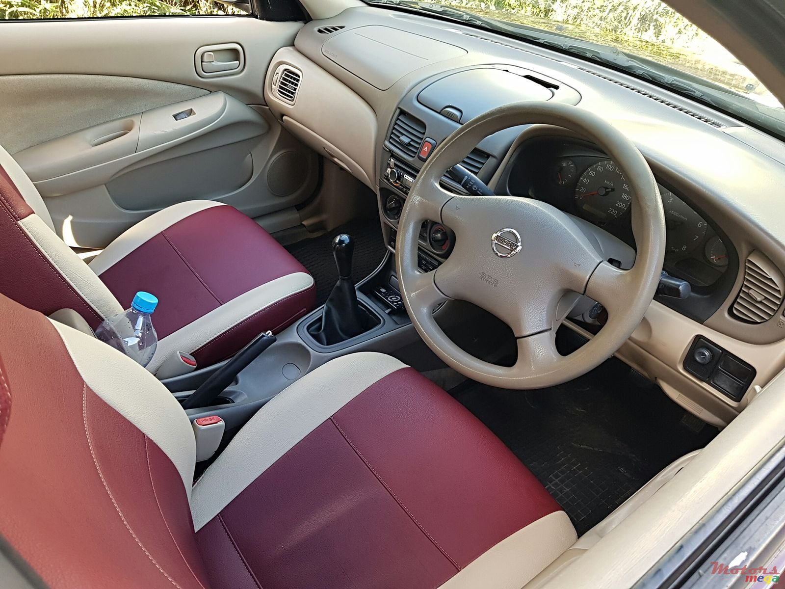 2004' Nissan Sunny Vip n17 photo #6