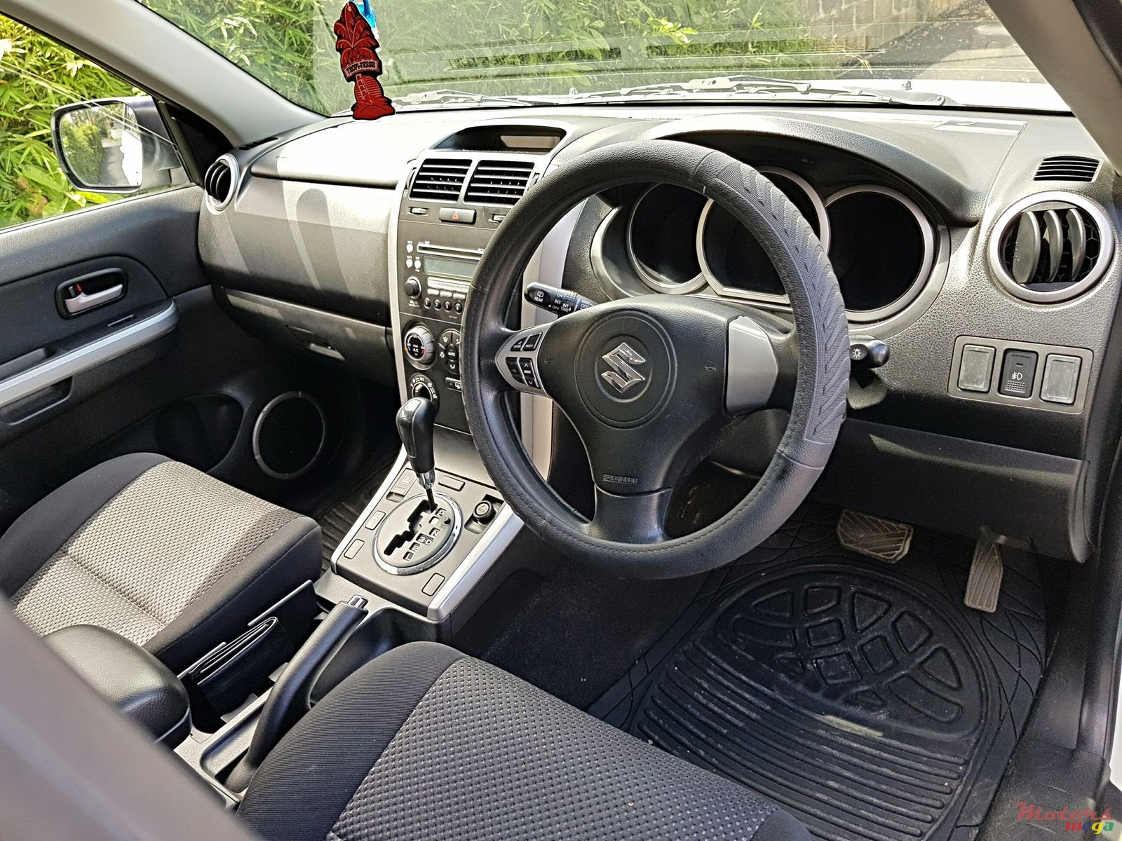 2008' Suzuki Grand Vitara automatic photo #3