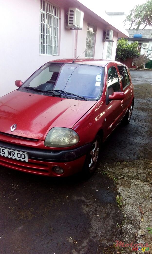 2000' Renault Clio Codex exhaust alloy wheels photo #4