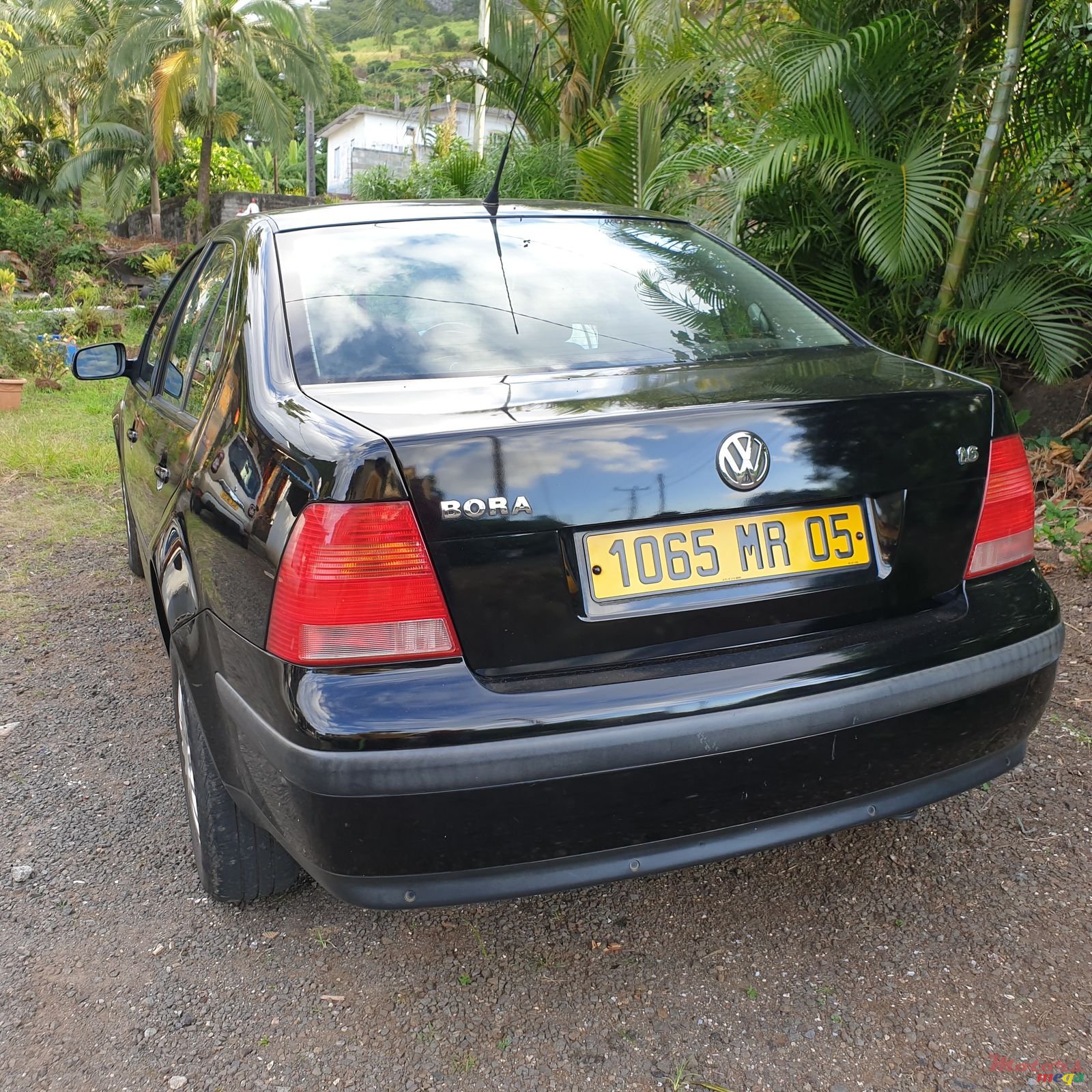 2005' Volkswagen photo #6