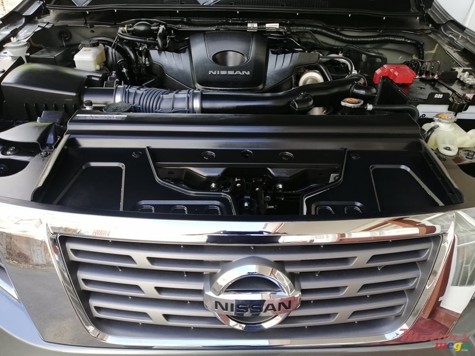 2018' Nissan Navara photo #2