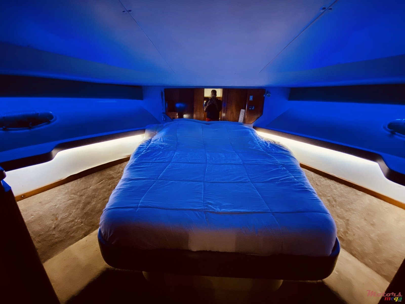 1996' Tiara 4300 OPEN TUNA TOWER photo #4