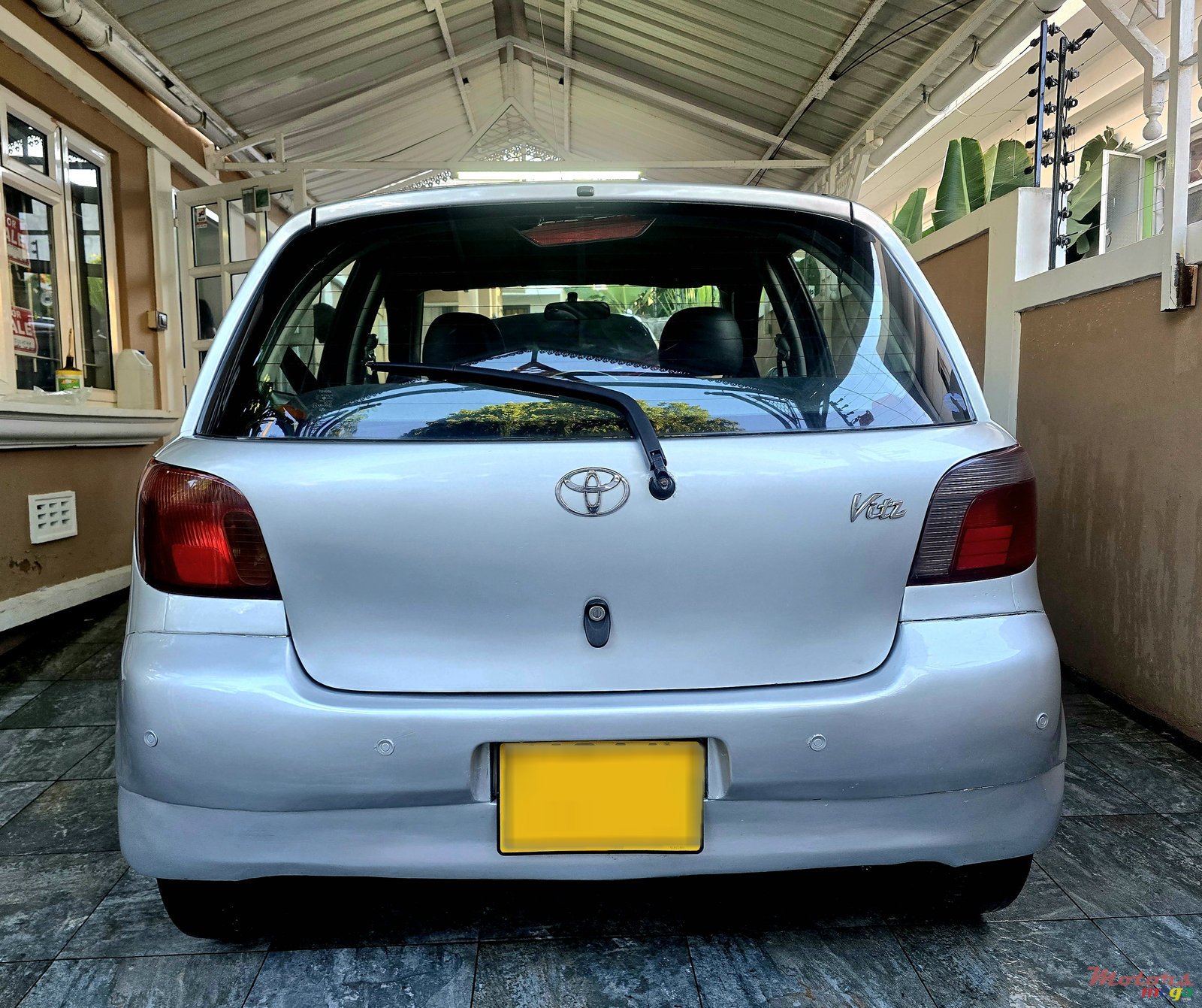 2000' Toyota Vitz photo #7