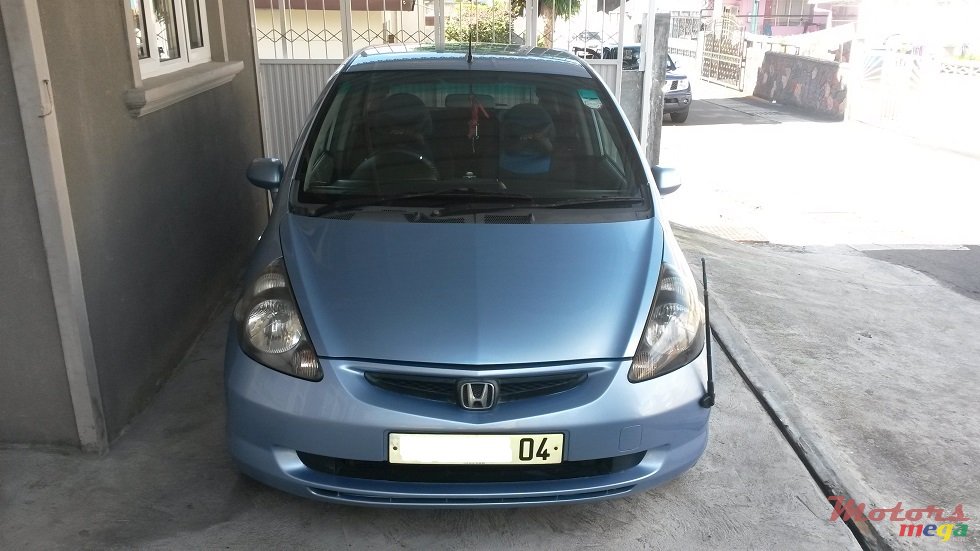 2004' Honda Jazz photo #1