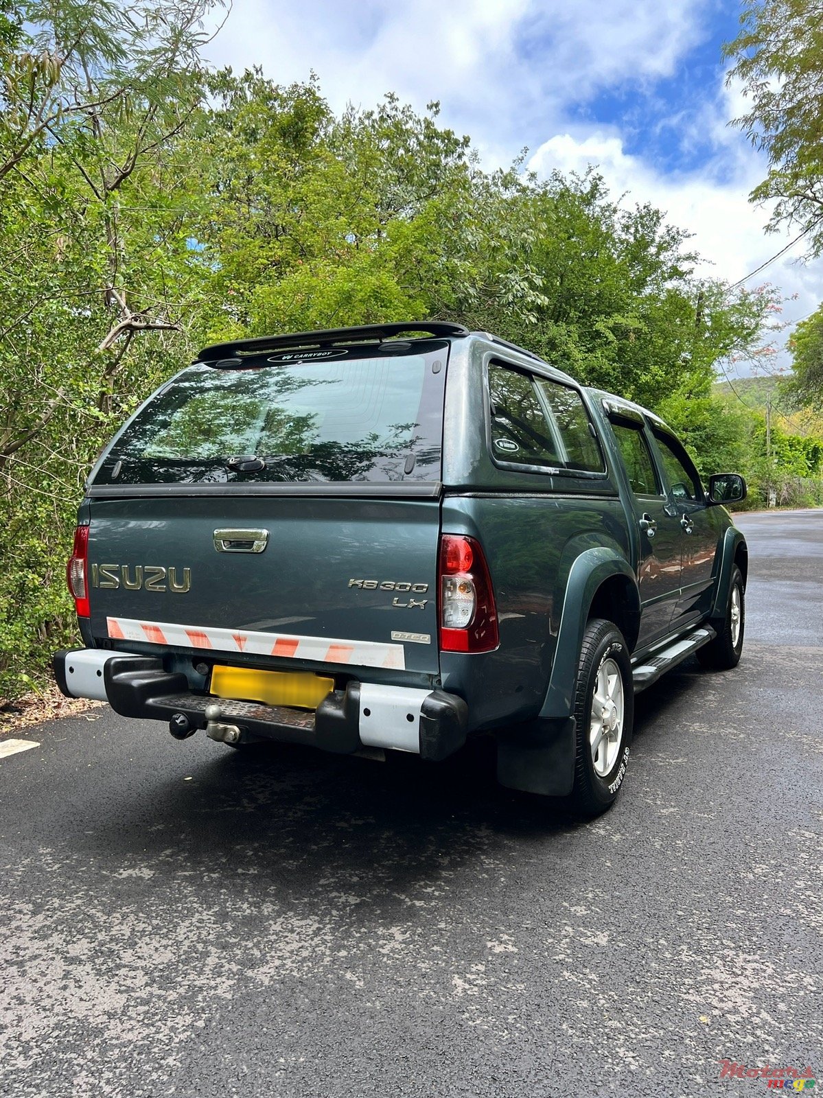 2010' Isuzu D-Max photo #3