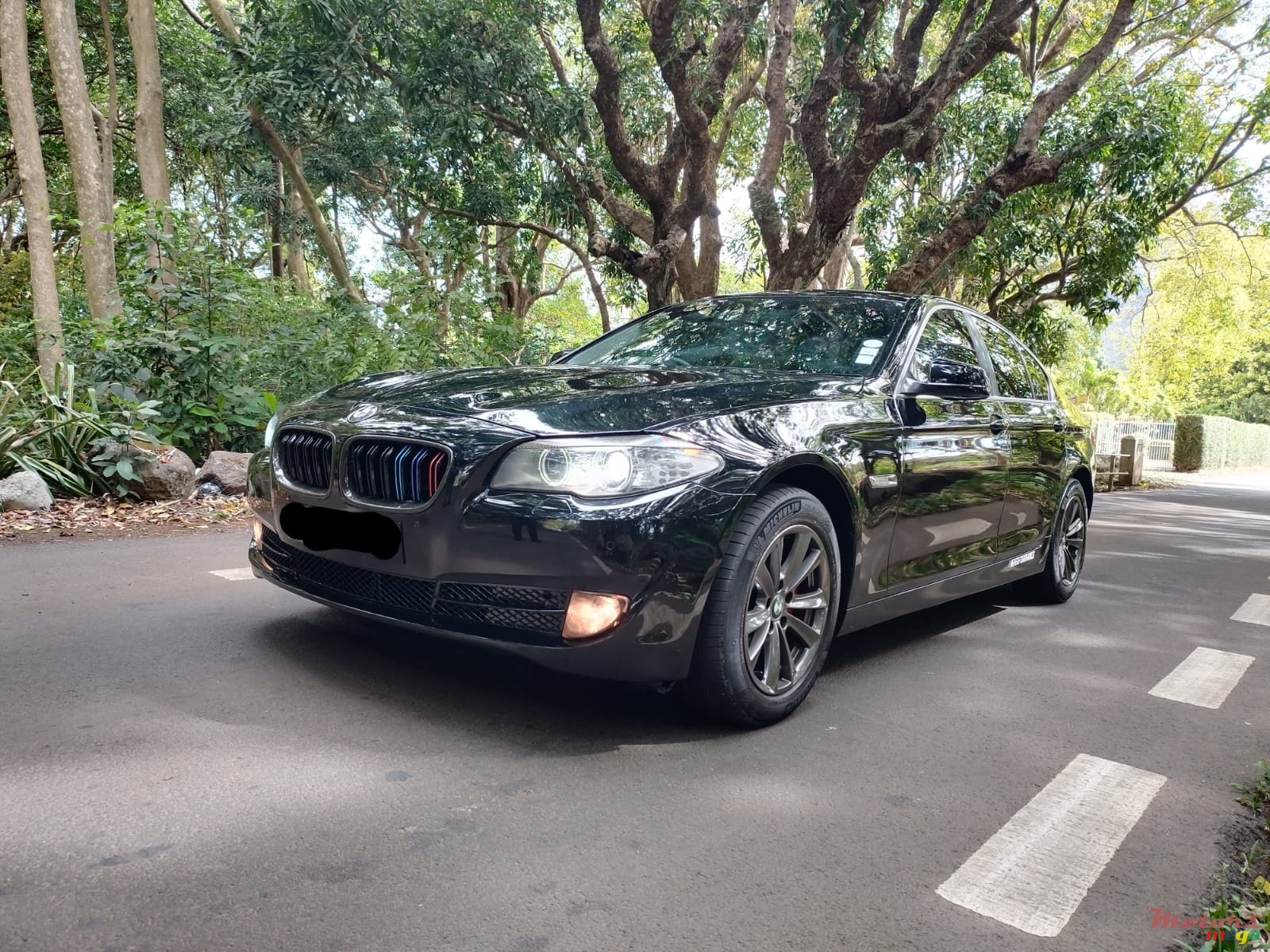 2010' BMW 523 photo #1