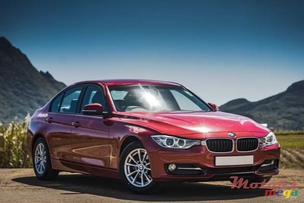 2014' BMW 320 photo #2