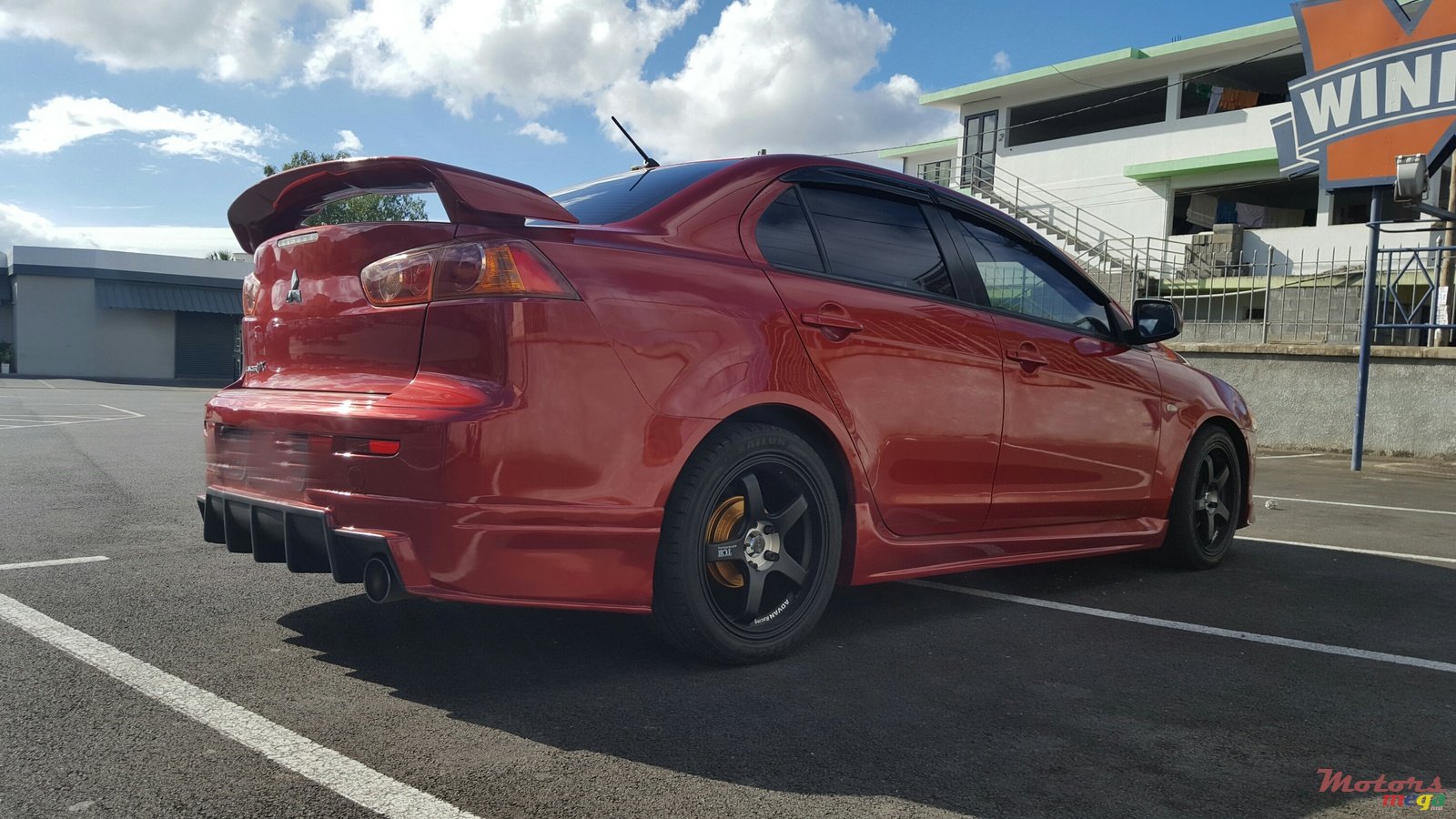 2008' Mitsubishi Lancer photo #1