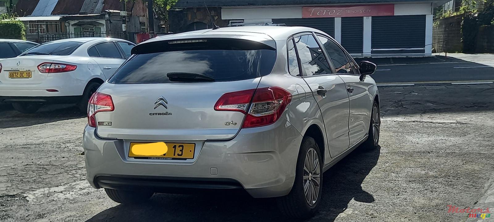 2013' Citroen C4 photo #4