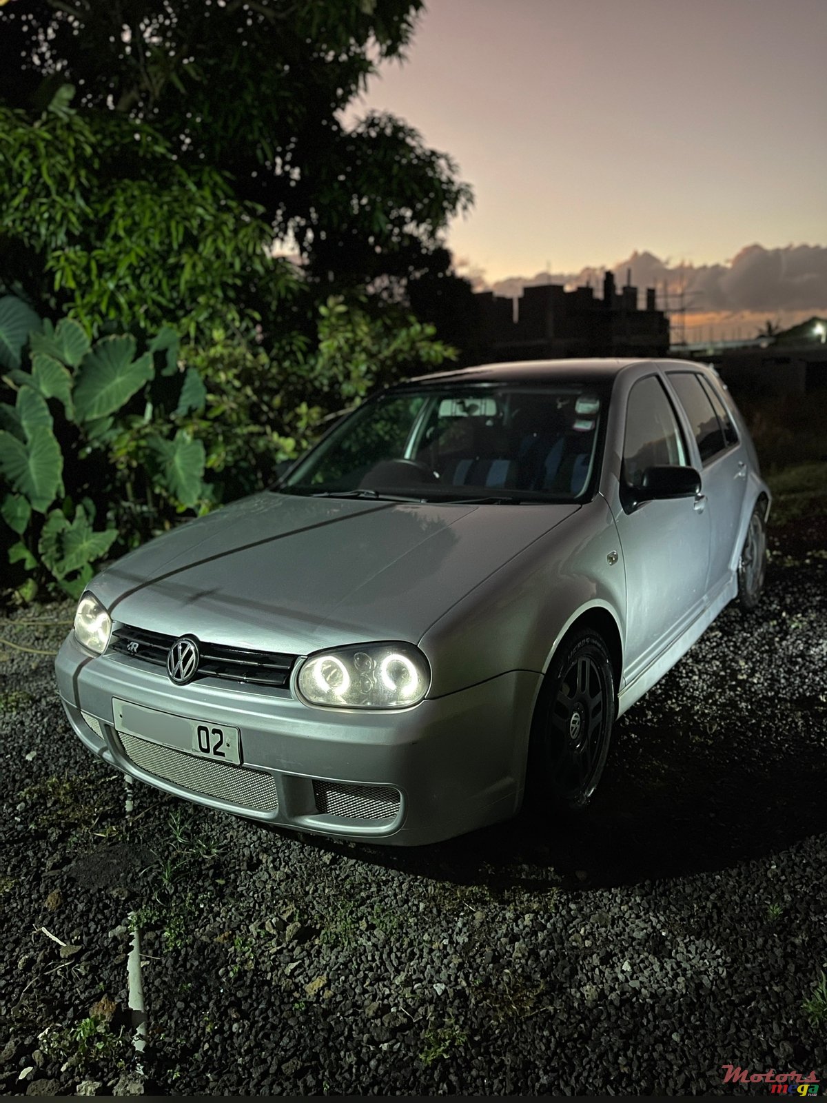 2002' Volkswagen Golf IV photo #4