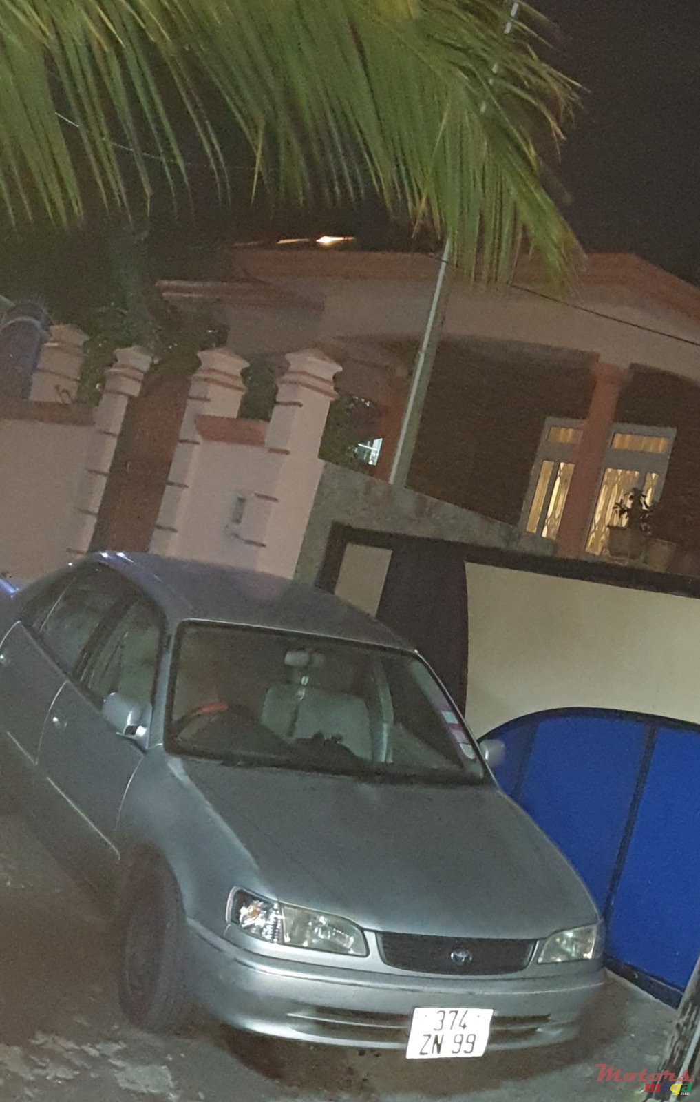 1999' Toyota Corolla photo #1