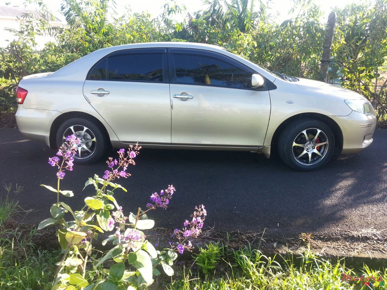 2010' Toyota Axio manuel, special edition photo #1