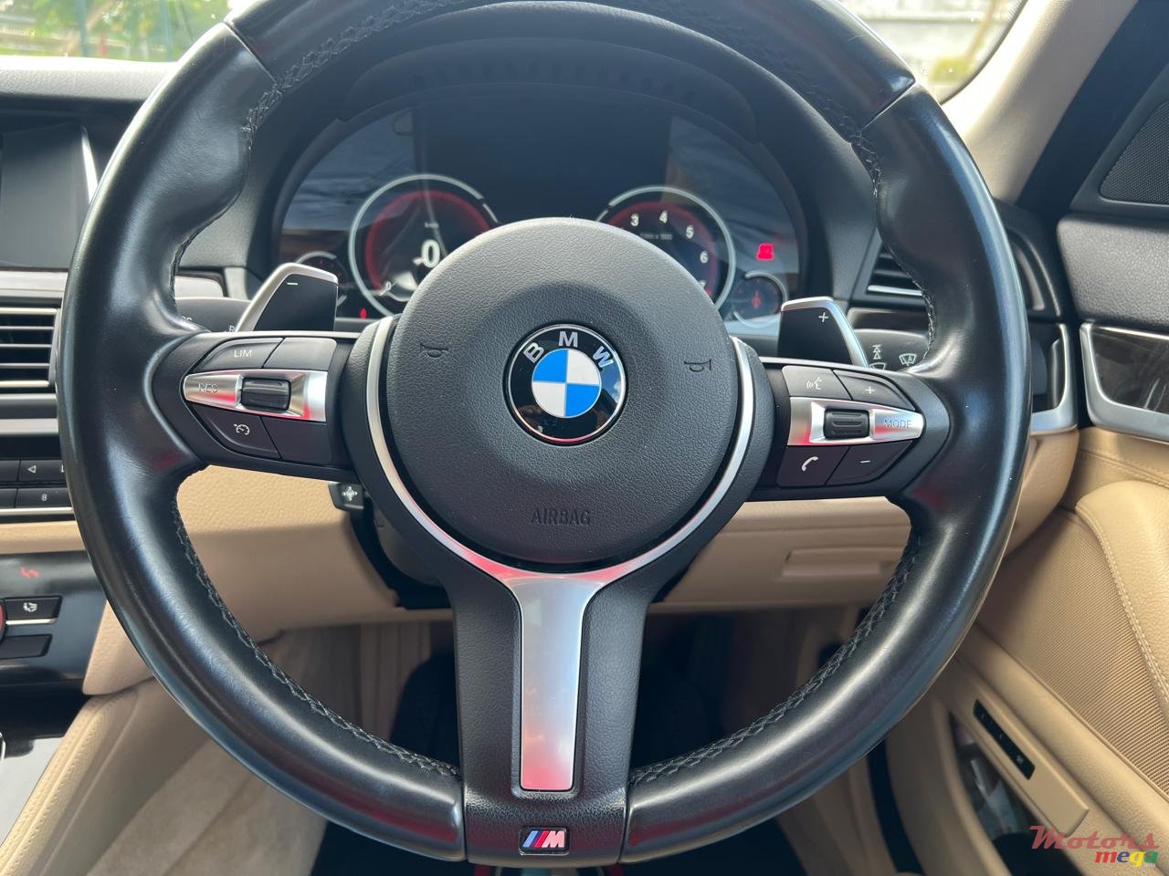 2017' BMW 520 photo #3