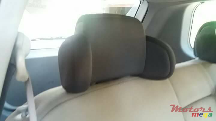 2006' Nissan X-Trail GT photo #5