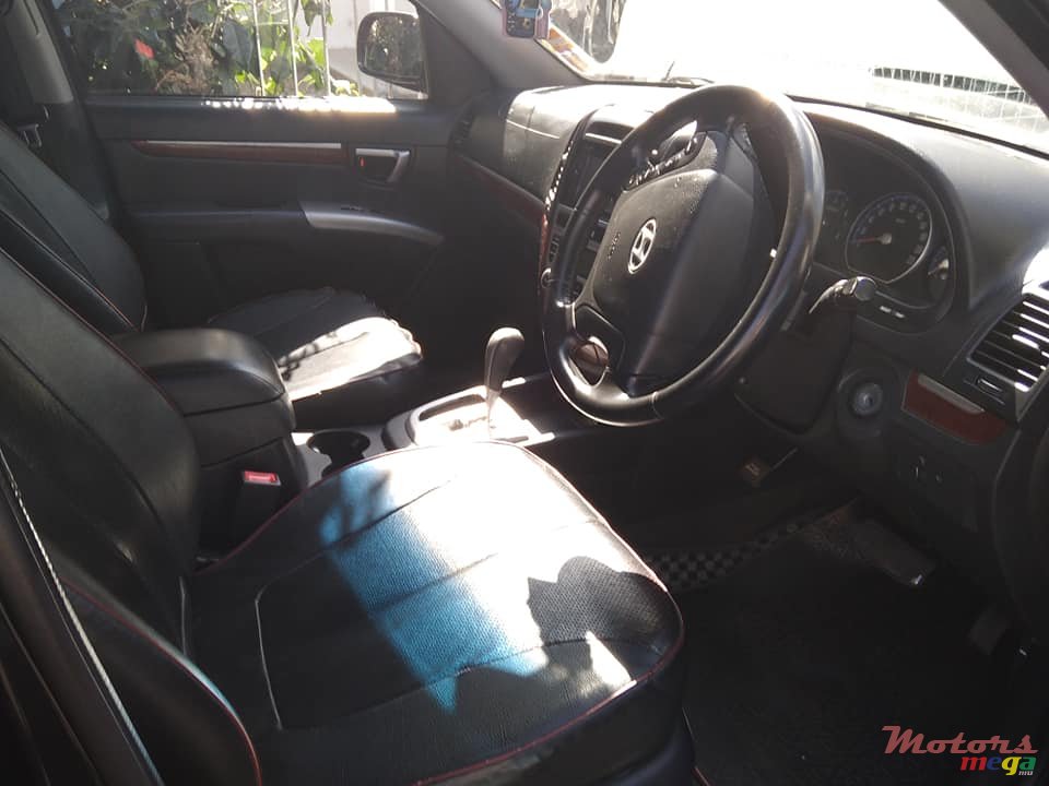 2011' Suzuki SX4 photo #3