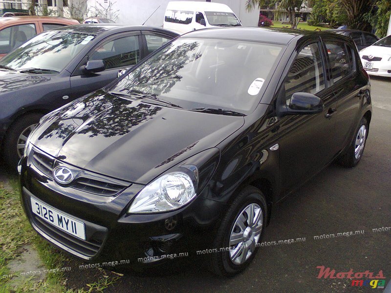 2011' Hyundai i20 photo #1