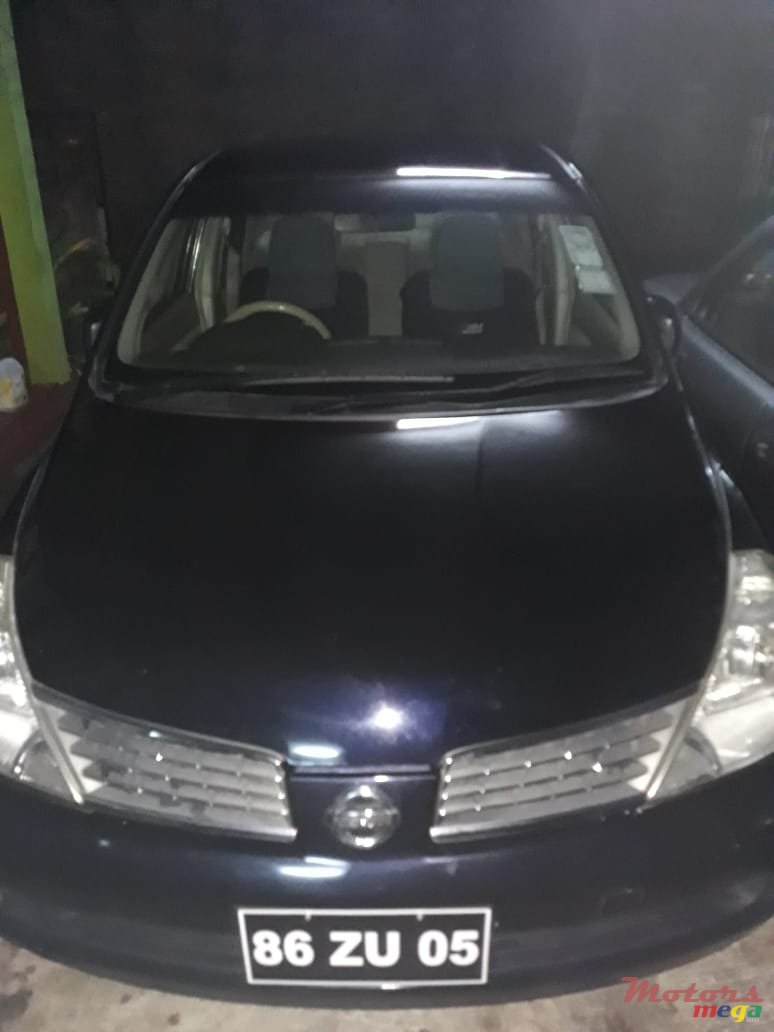 2005' Nissan Tiida Origine photo #5