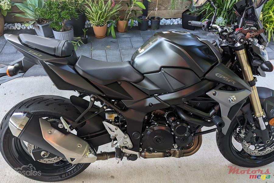 2015' Suzuki photo #1